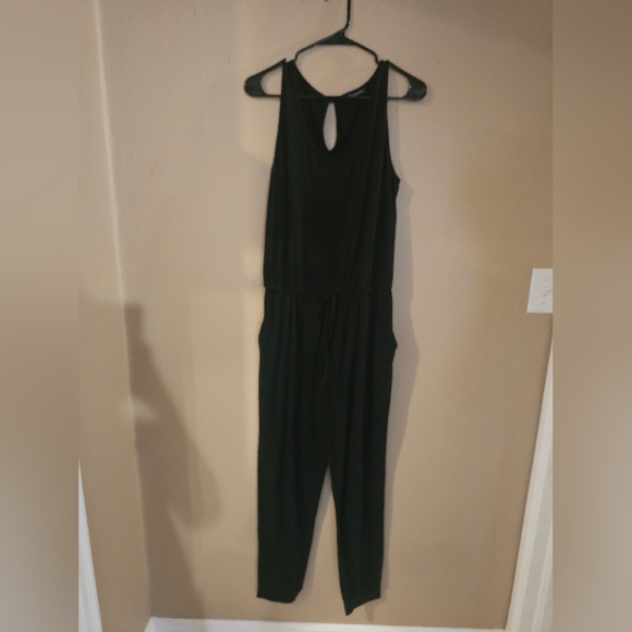 Casual Tank Black Jogger Jumpsuit - Picture 7 of 8